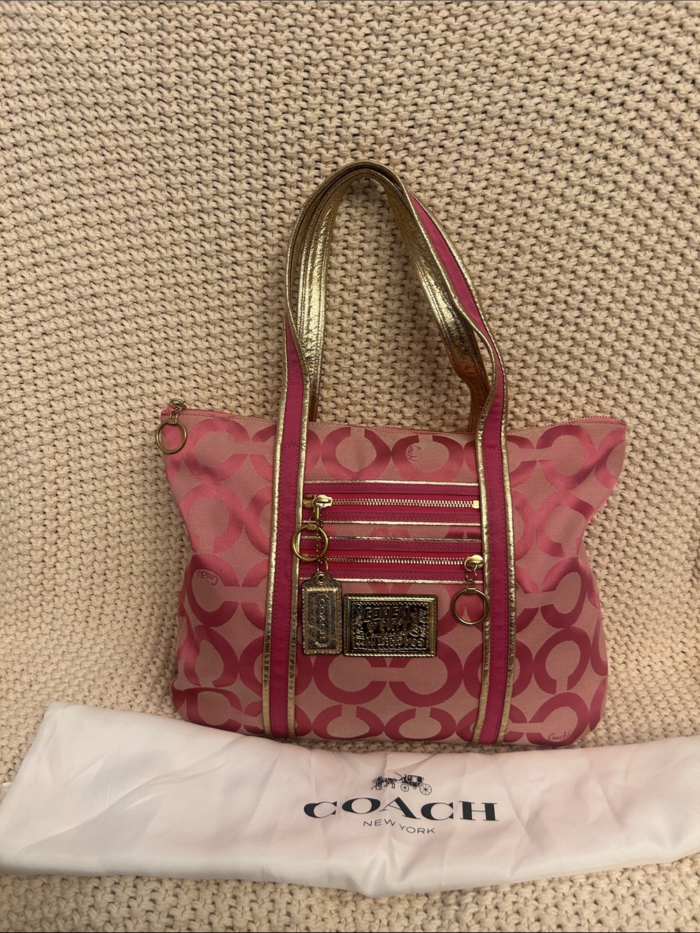 Coach Poppy Op Art Glam Signature C Pink Jacquard Canvas Tote #13826